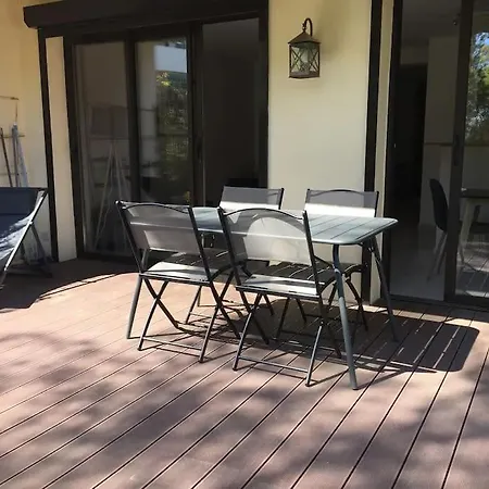 Jardin Prive Ds Le Centre De - Parking - A 500m Apartament *